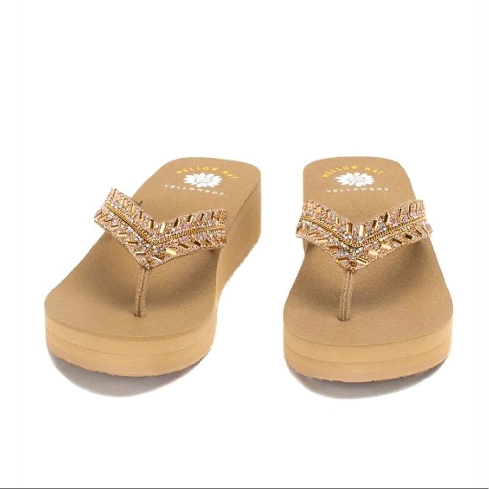 Yellow Box “Mellow Mat” Lesia Sandal Taupe - Women’s 6.5, 9,5 NEW